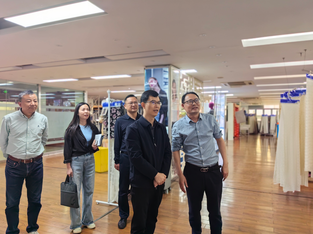 江北區(qū)委宣傳部部長胡文斌一行蒞臨江北萌恒調(diào)研指導(dǎo)