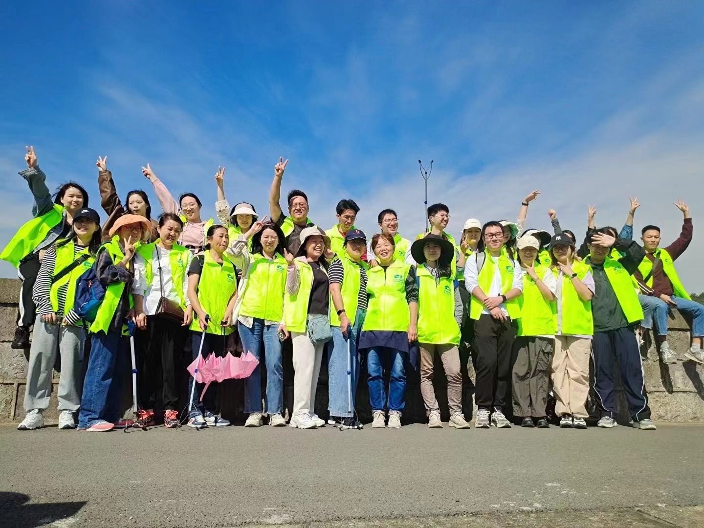 低碳健步走 綠色環(huán)保行 | 國貿組織開展綠足跡徒步活動